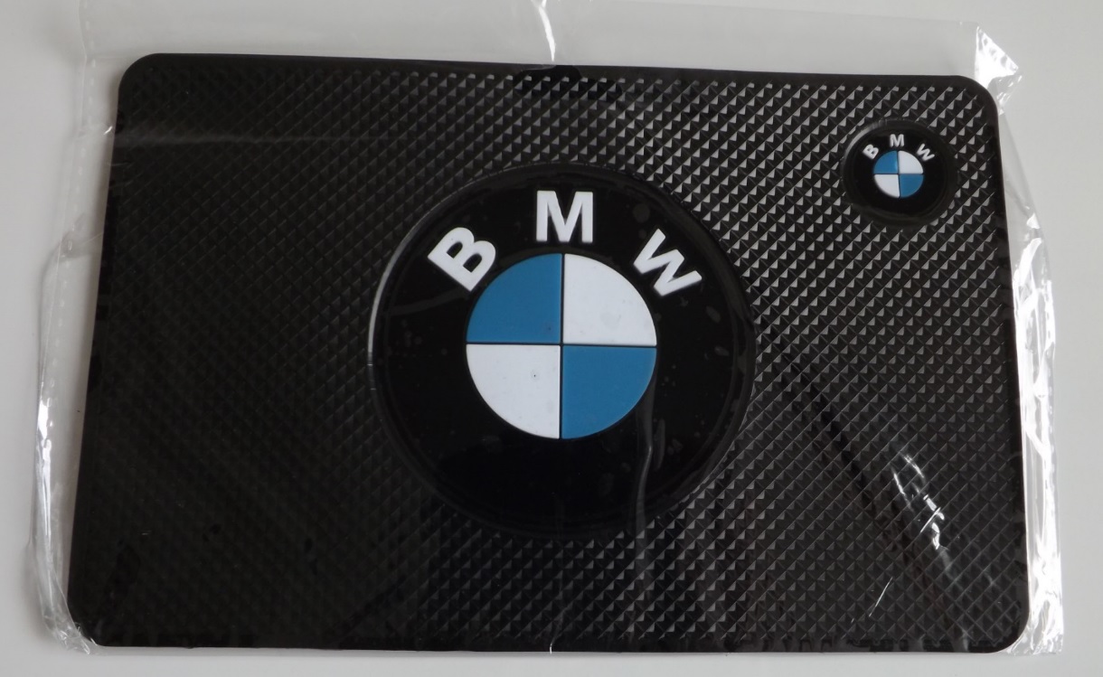Protiskluzová nano podložka BMW na mobil