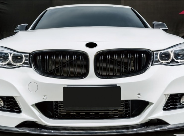 Ledvinky pro BMW GT3 F34 černé lesklé sportovní dvojité žebra