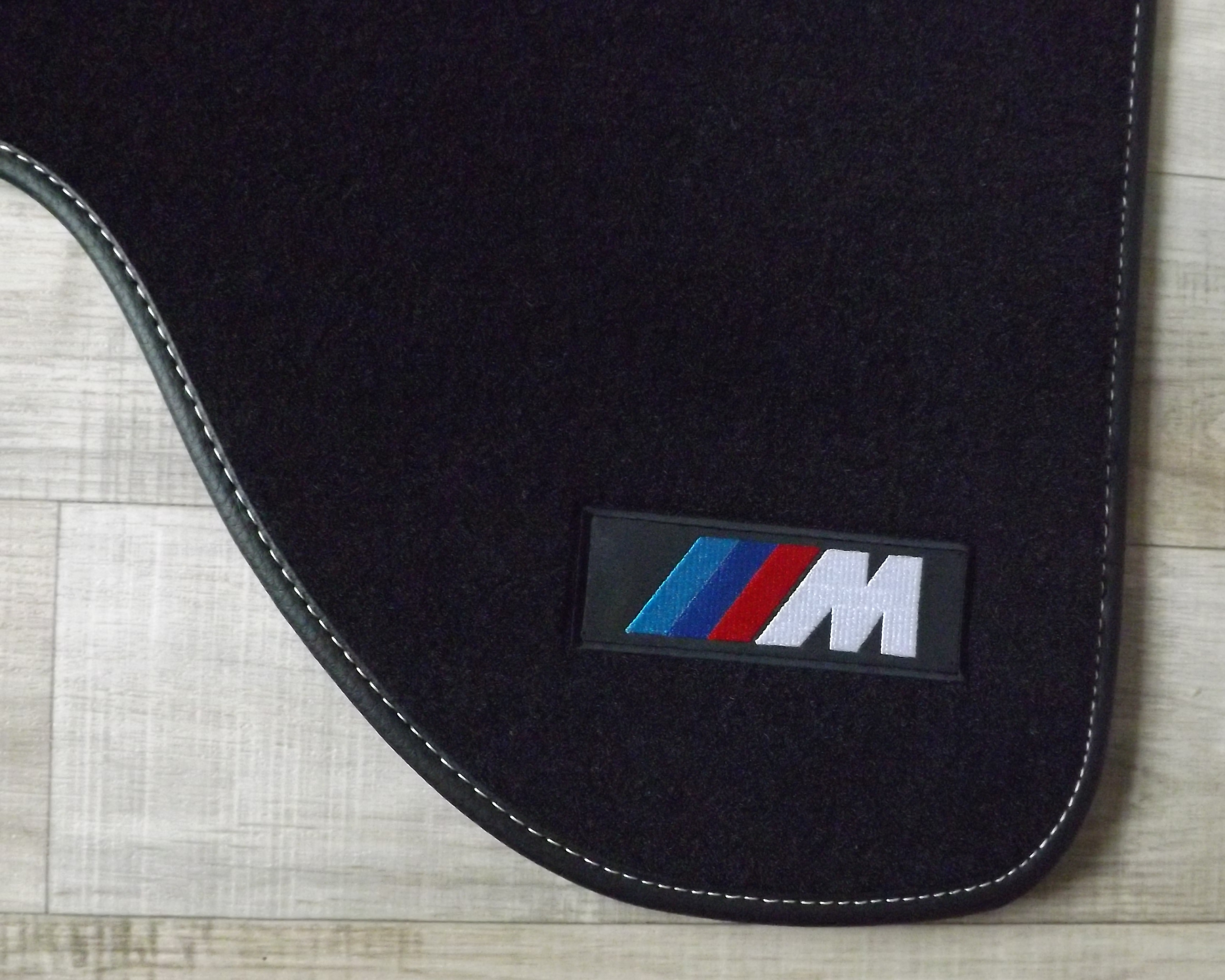 BMW koberečky velurové autokoberce do auta s logem ///M logo